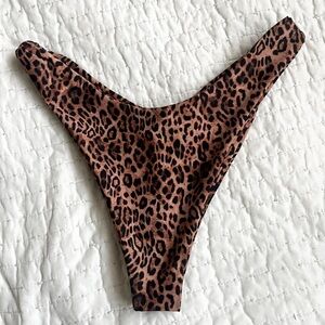 Skatie Leopard Print Suzanne Bikini Bottom | Size L